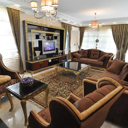 Vilă Luxury Dimcayinda *