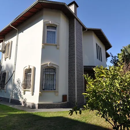 Luxury Dimcayinda Vilă